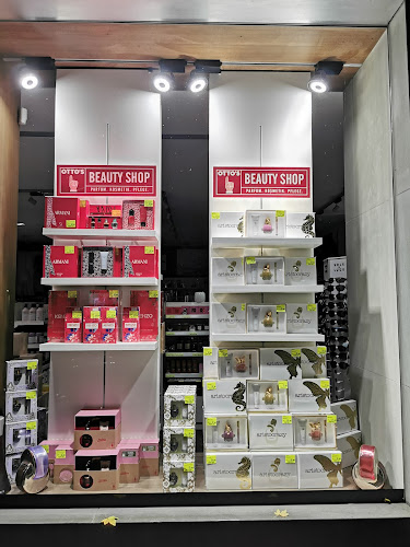 Rezensionen über OTTO'S Beauty Shop in Sarnen - Kosmetikgeschäft