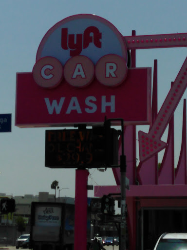 Car Wash «La Cienega Car Wash & Oil Change», reviews and photos, 1907 S La Cienega Blvd, Los Angeles, CA 90034, USA