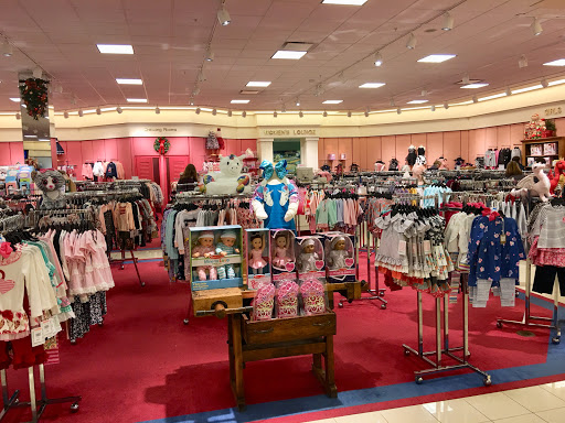 Department Store «Von Maur», reviews and photos, 4444 1st Ave NE, Cedar Rapids, IA 52402, USA