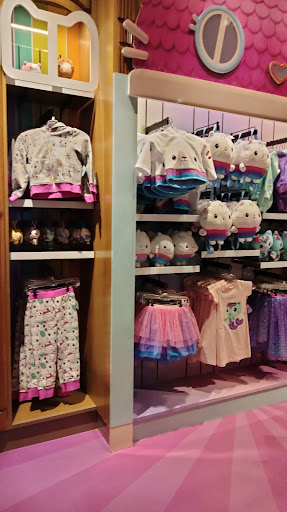 Hello Kitty Store