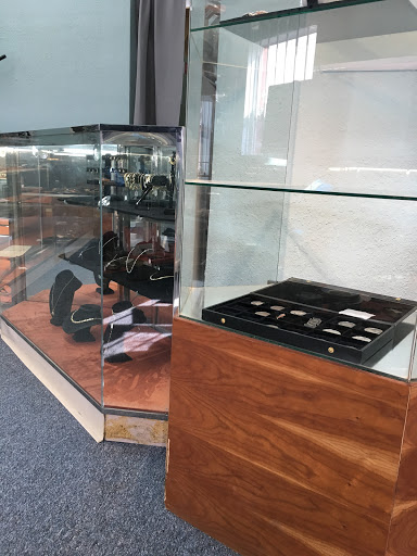 Pawn Shop «Homestead Jewelry, Pawn & Gun», reviews and photos, 310 S Krome Ave, Homestead, FL 33030, USA