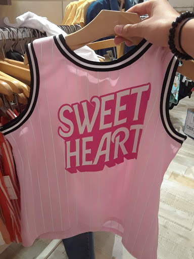 Clothing Store «Forever 21», reviews and photos, 5 Woodfield Mall, Schaumburg, IL 60173, USA