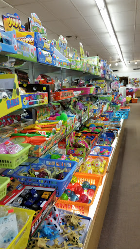 Chelmsford Gift & Card Shop, 15 Central Square, Chelmsford, MA 01824, USA, 