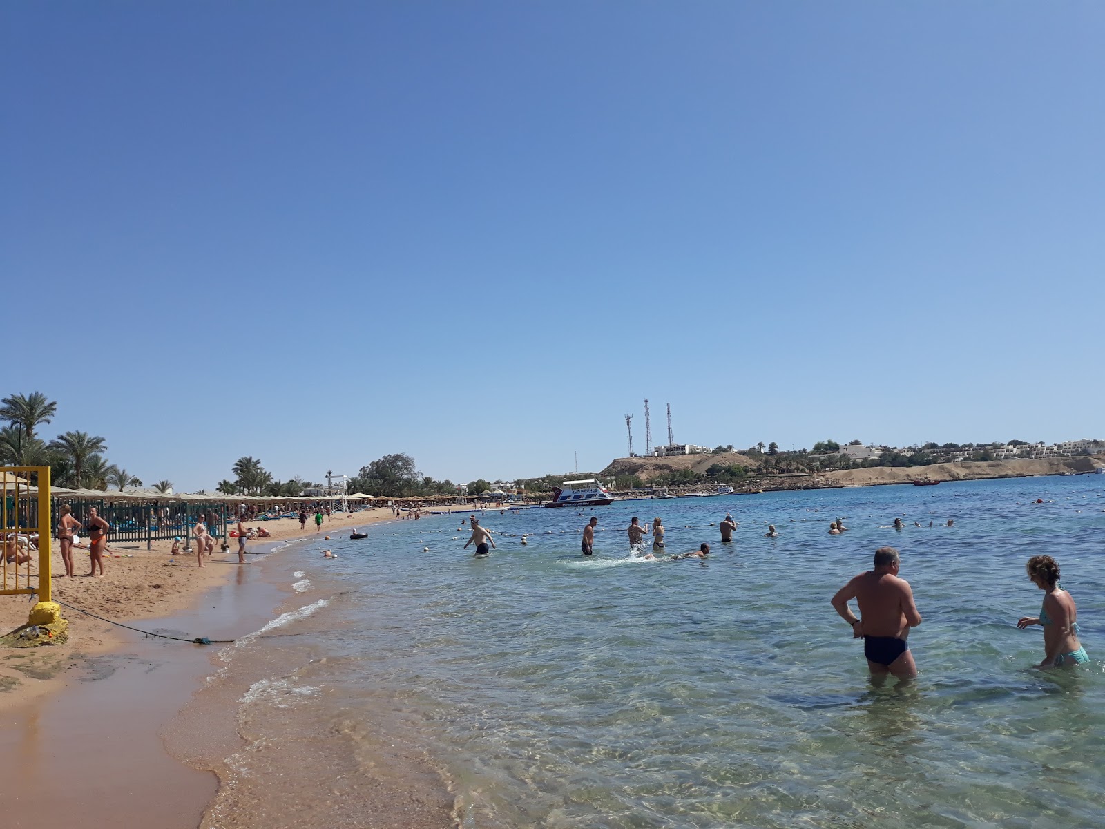 Foto de Naama bay beach con muy limpio nivel de limpieza