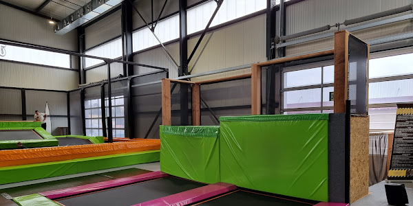 Jumpland - Trampoline Park