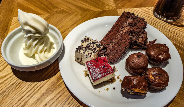 Reviews of COSMO All You Can Eat World Buffet Restaurant | Edinburgh in Edinburgh - Bakery