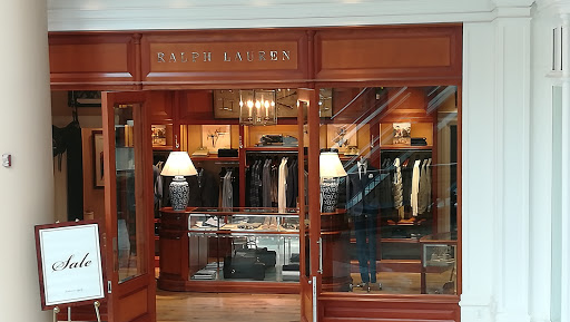 Shopping Mall «Tysons Galleria», reviews and photos, 2001 International Dr, McLean, VA 22102, USA