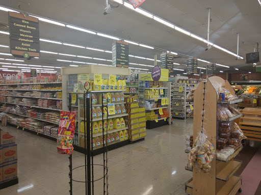 Grocery Store «Bravo Supermarkets», reviews and photos, 7733 W Hillsborough Ave, Tampa, FL 33615, USA