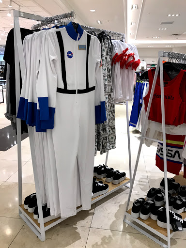 Clothing Store «Forever 21», reviews and photos, 400 Baldwin Ave, Arcadia, CA 91007, USA