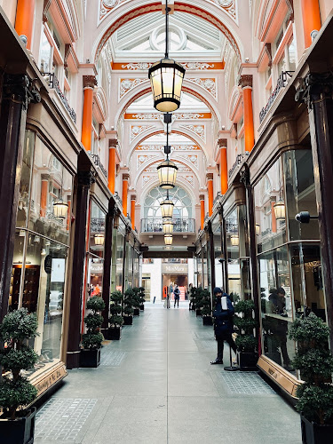 Reviews of Royal Arcade in London - Shopping mall