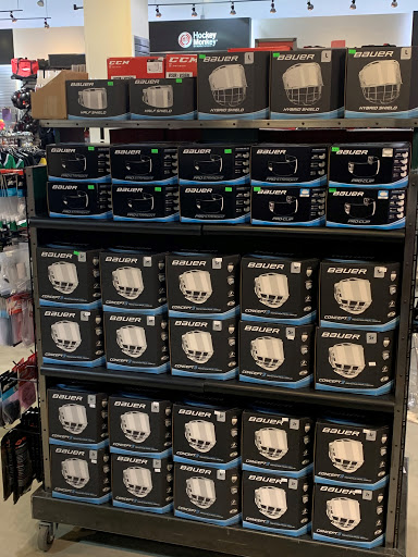 Sporting Goods Store «MonkeySports Superstore Norwood», reviews and photos, 949 Providence Hwy, Norwood, MA 02062, USA