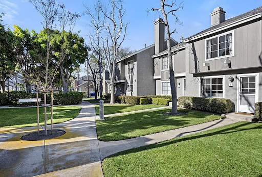 Chris Kwon - Kwon Home Group image