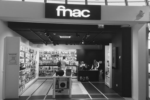 FNAC Aéroport Nice-Côte d'Azur T2