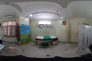 GUPTA HOSPITAL Kurali - India - Dr. Sumit Jindal & Vaccination Centre image