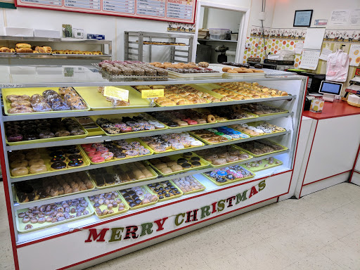 Donut Shop «Ferguson Donut Shop», reviews and photos, 8537 Ferguson Rd, Dallas, TX 75228, USA