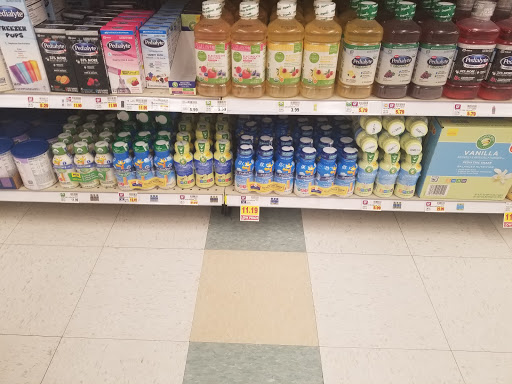 Grocery Store «Kroger», reviews and photos, 1751 Patrick Dr, Burlington, KY 41005, USA