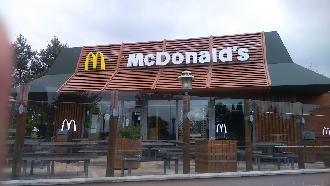 McDonald's Albert 80300 à Albert (Somme 80)