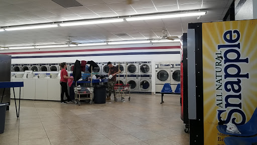 Laundromat «Clute Washateria», reviews and photos, 113 Brazosport Blvd N, Clute, TX 77531, USA