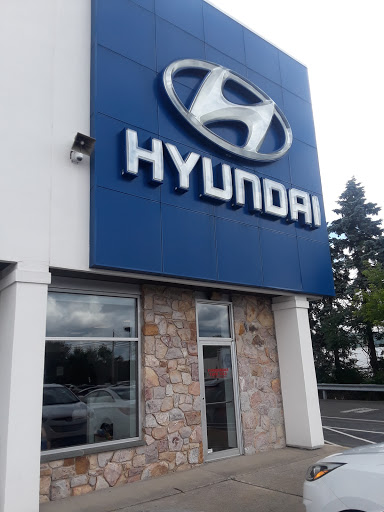 Car Dealer «Vinart Dealerships», reviews and photos, 675 State Ave, Emmaus, PA 18049, USA