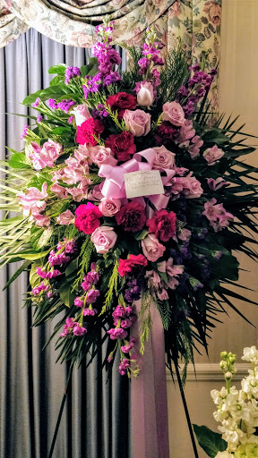 Florist «De Palma Florist», reviews and photos, 146 Rockaway Ave, Valley Stream, NY 11580, USA