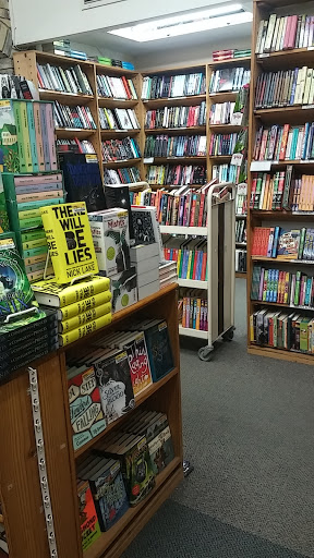 Book Store «Half Price Books», reviews and photos, 2041 Ford Pkwy, St Paul, MN 55116, USA