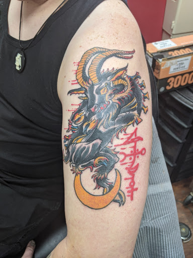 Body Piercing Shop «One Shot Studio», reviews and photos, 2988 Solomons Island Rd, Edgewater, MD 21037, USA