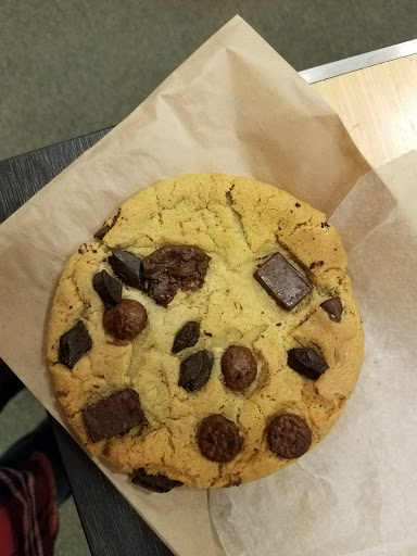 Book Store «Barnes & Noble», reviews and photos, 2960 Center Valley Pkwy, Center Valley, PA 18034, USA