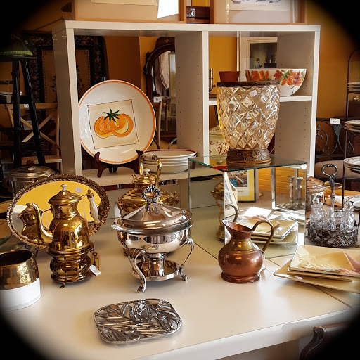 Thrift Store «Twice Is Nice», reviews and photos, 923 Preston Pl, Charlottesville, VA 22903, USA