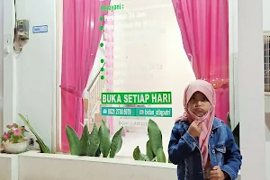 Klinik Bidan Atiq Putri Ramadhani, Am. Keb image