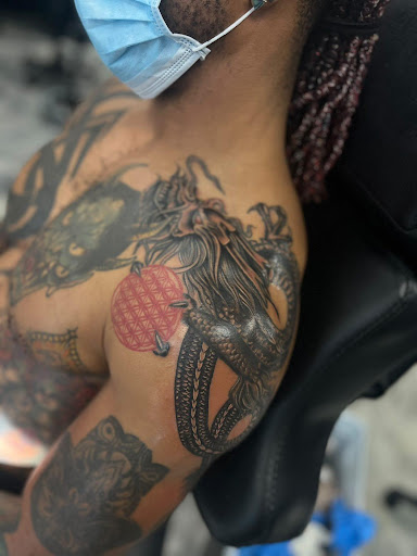 Tattoo Shop «SD Tattoo and Body Piercing», reviews and photos, 3780 Hancock St, San Diego, CA 92110, USA