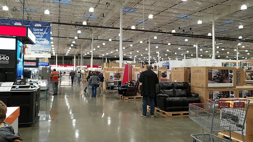 Warehouse store «Costco Wholesale», reviews and photos, 5901 Redwood Dr, Rohnert Park, CA 94928, USA