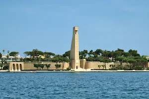 Monumento al Marinaio d'Italia image