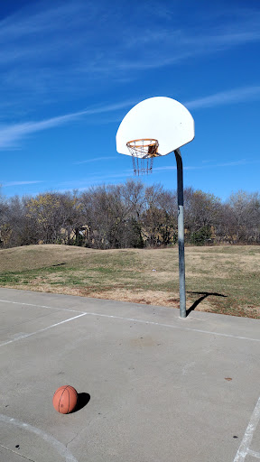 Park «Carl Knox, Jr. Park», reviews and photos, 1200 Susan Dr, Arlington, TX 76011, USA