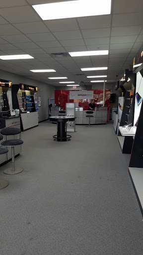 Cell Phone Store «GoWireless Verizon Authorized Retailer», reviews and photos, 11255 US-301 #106, Parrish, FL 34219, USA