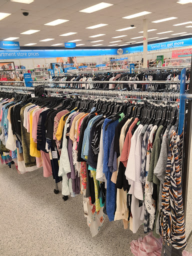 Clothing Store «Ross Dress for Less», reviews and photos, 3401 Raleigh Rd Pkwy W, Wilson, NC 27896, USA