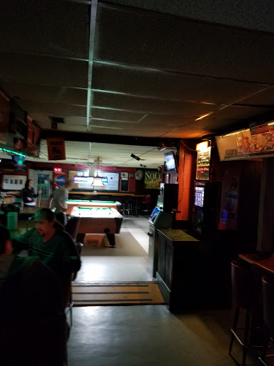 Bar «International Lounge», reviews and photos, 32 Eglin Pkwy NE, Fort Walton Beach, FL 32548, USA