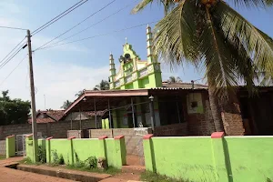 Thillayadi Mohideen Grand Jummah Masjid | தில்லையடி மொஹிதீன் பெரிய ஜும்மா பள்ளிவாசல் image