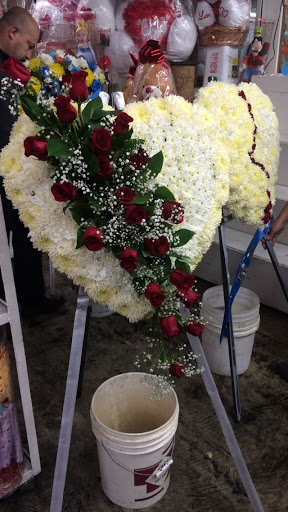 Florist «Century Flower Market», reviews and photos, 4701 W Century Blvd, Inglewood, CA 90304, USA