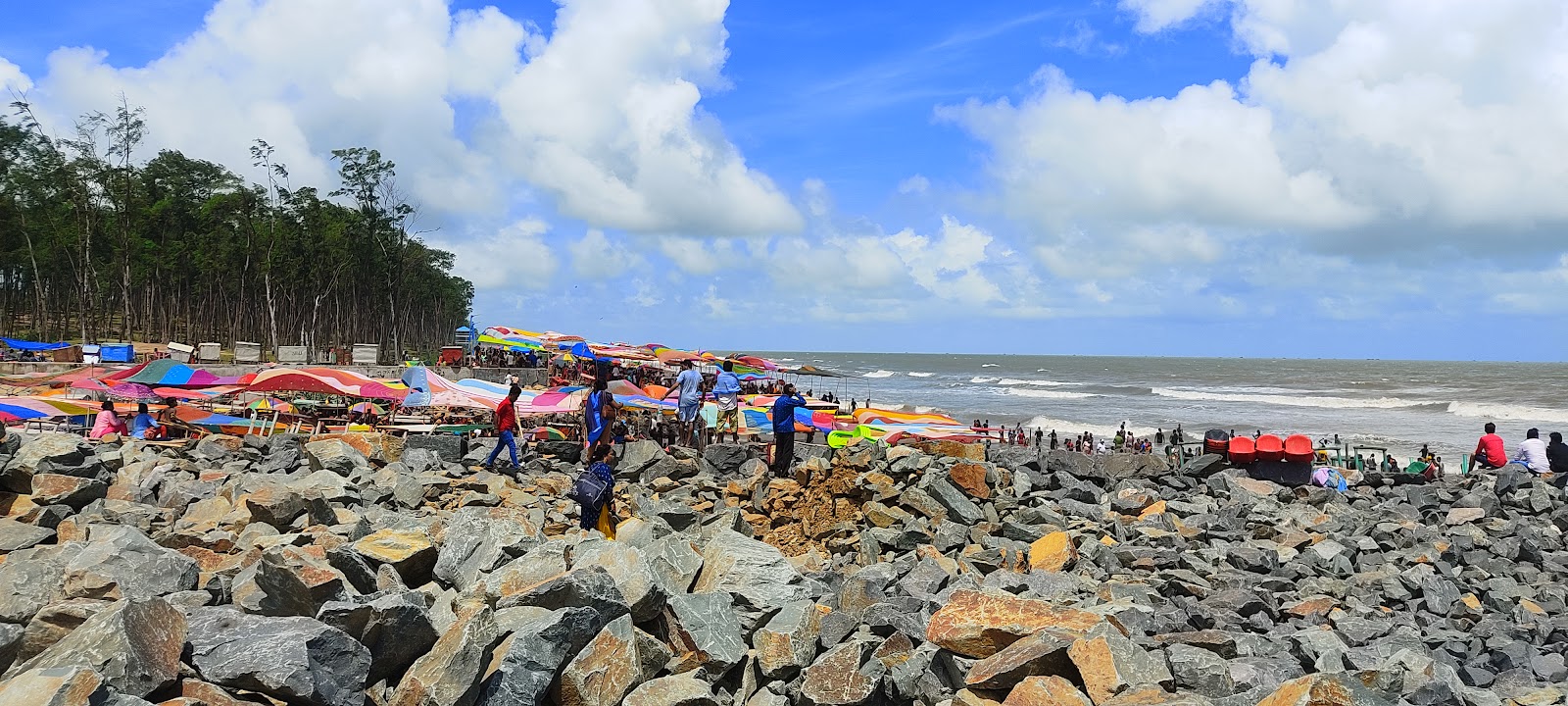 Foto di Udaypur Sea Beach New con una superficie del sabbia beige