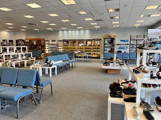 Shoe Store «Globe Shoes», reviews and photos, 73 NJ-17, Paramus, NJ 07652, USA