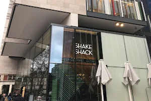 Shake Shack Victoria Nova image