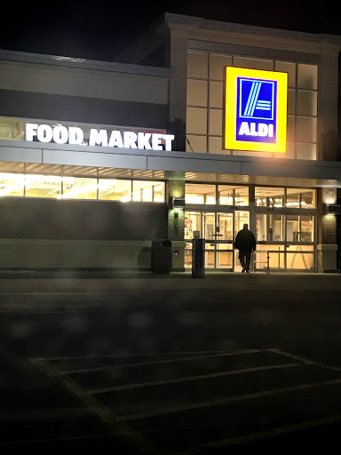 Supermarket «ALDI», reviews and photos, 1440 Naperville Wheaton Rd, Naperville, IL 60563, USA