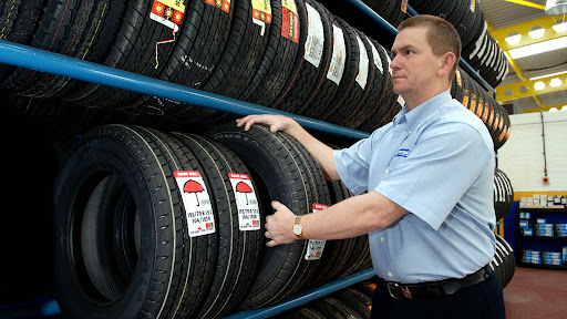 Universal Tyres