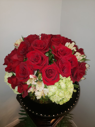 Florist «Rambling Rose Florist», reviews and photos, 22428 Gilmore St, West Hills, CA 91307, USA
