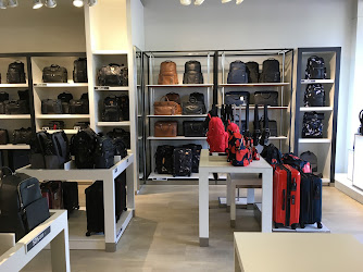 TUMI Outlet Store - Waikele Premium Outlets