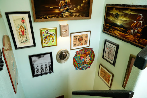 Tattoo Shop «Bijou Tattoo Studio», reviews and photos, 1618 E 6th St, Austin, TX 78702, USA