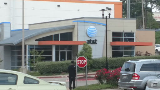 AT&T, 300 S University Ave, Little Rock, AR 72205, USA, 