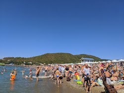 Foto di Arkhipo-Osipovka beach sorretto da scogliere
