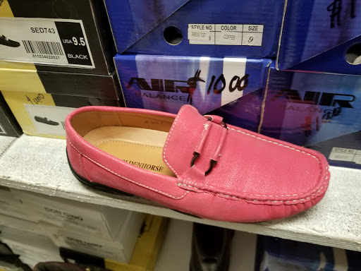 Shoe Store «Niebla Shoes #2», reviews and photos, 1767 W 37th St, Hialeah, FL 33012, USA