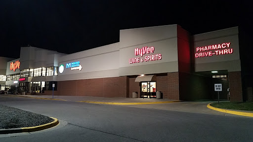Supermarket «Hy-Vee», reviews and photos, 7117 N Prospect Ave, Gladstone, MO 64119, USA